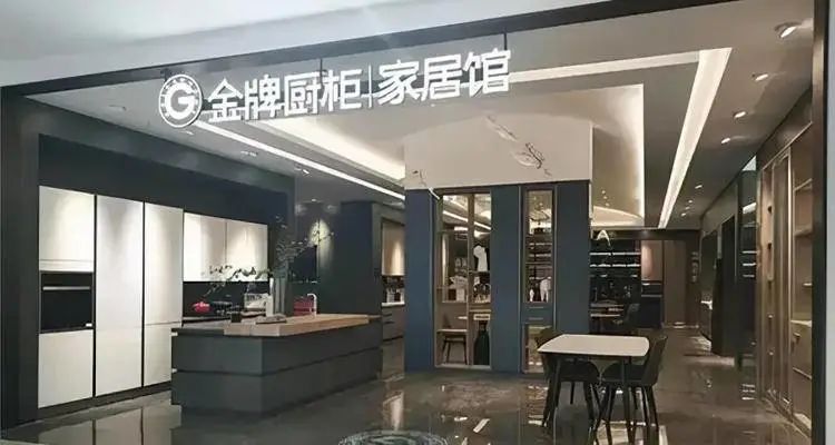 1687155329789068859.jpg 640.jpg