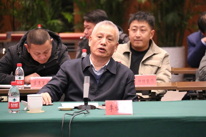 中國木材與木制品流通協(xié)會會長李佳峰